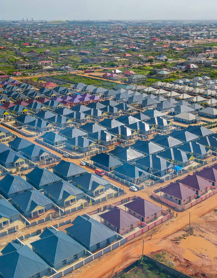 Property exterior and gated residential villa